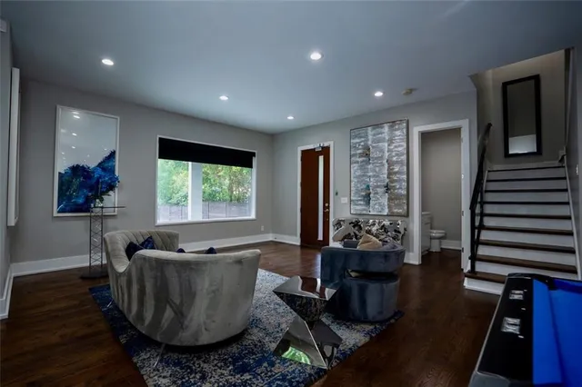 $1,300,000 | 1099 Vista Trail Northeast, Atlanta, GA 30324