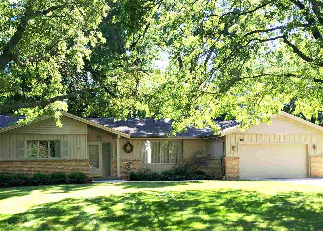 1402 Williamsburg Road Rockford, IL 61107 - Photo 1 of 25 Gallery Image 1