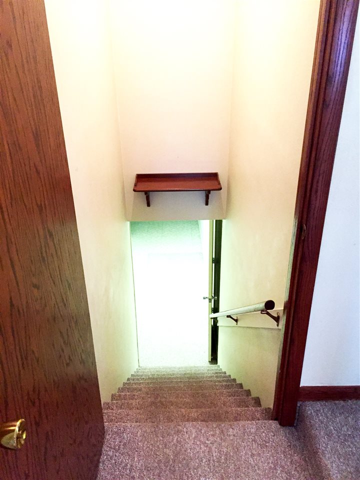 1402 Williamsburg Road Rockford, IL 61107 - Photo 20 of 25 Gallery Image 20