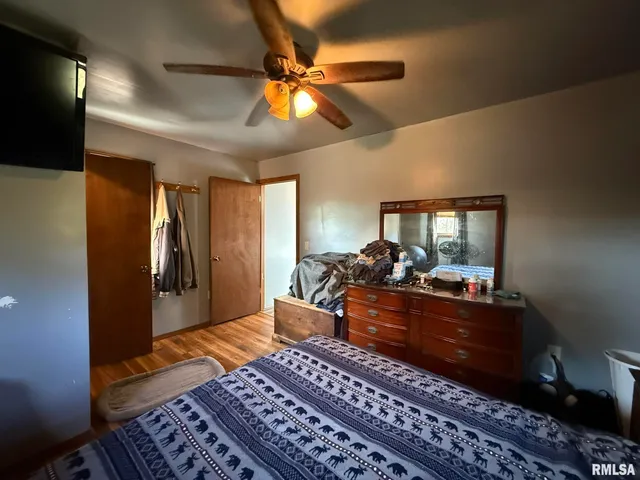 $149,900 | 22 Knox Road 1800 North, Galesburg, IL 61401