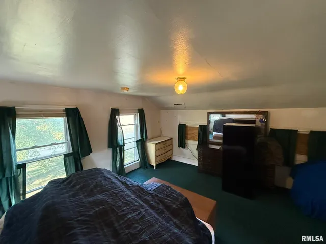 $115,000 | 22 Knox Road 1800 North, Galesburg, IL 61401