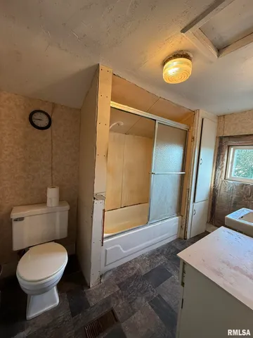 $115,000 | 22 Knox Road 1800 North, Galesburg, IL 61401