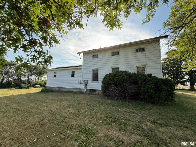 $115,000 | 22 Knox Road 1800 North, Galesburg, IL 61401