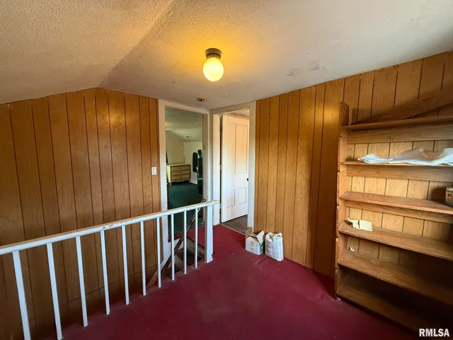 $115,000 | 22 Knox Road 1800 North, Galesburg, IL 61401