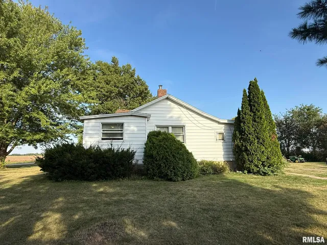 $139,900 | 22 Knox Road 1800 North, Galesburg, IL 61401