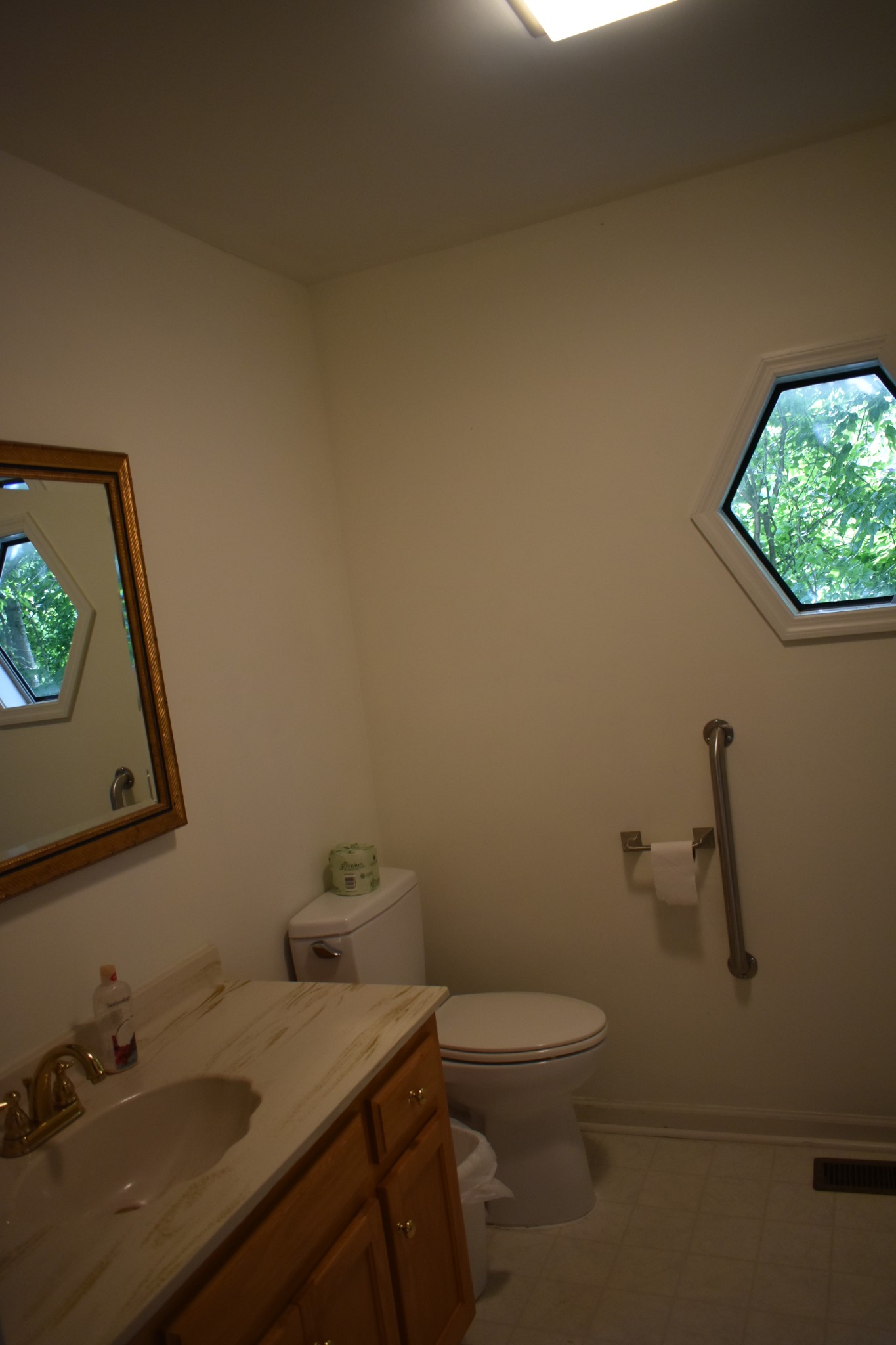 742 Lancaster Highway Lancaster, TN 38569 - Photo 9 of 15