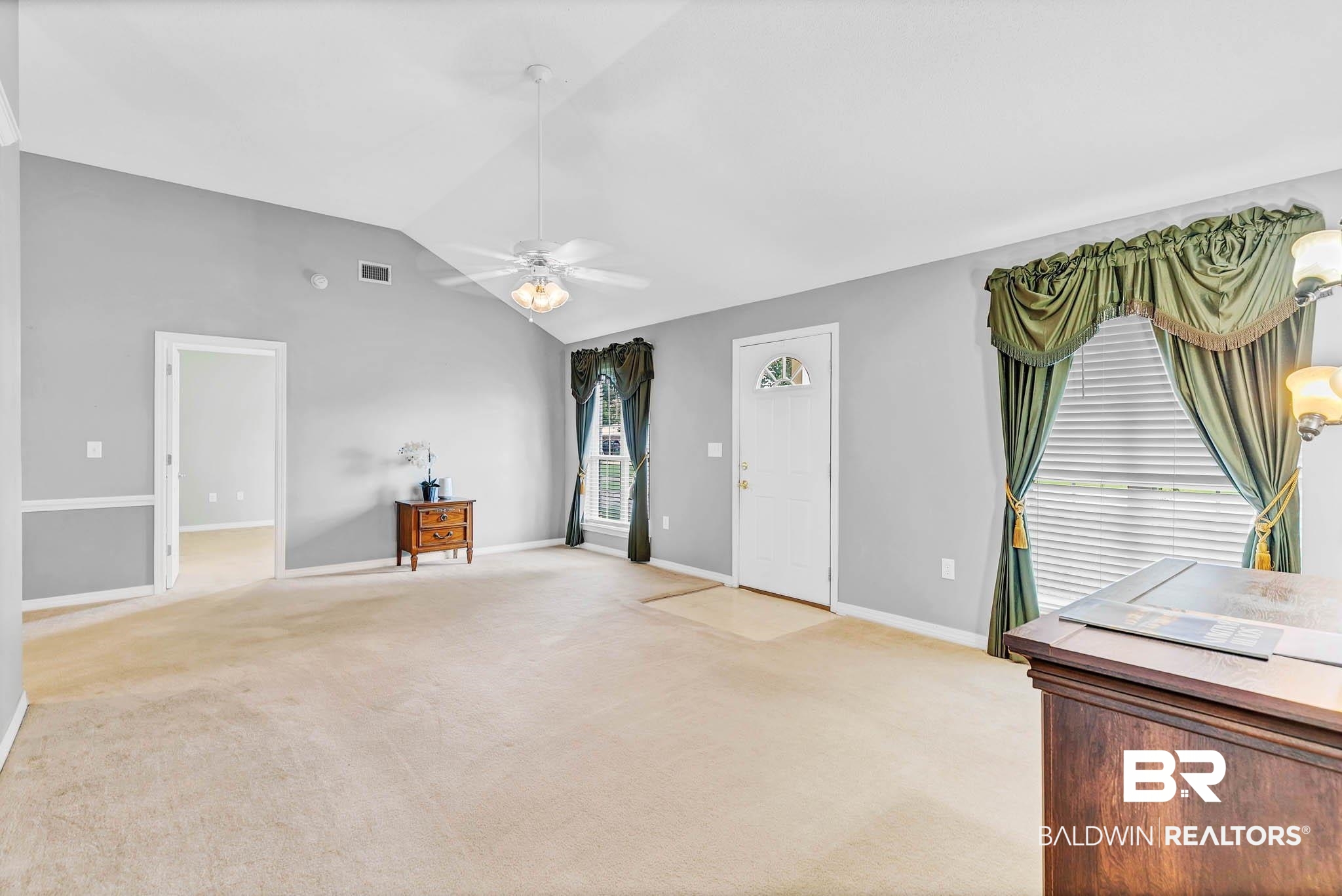 13072 Labradors Run Foley, AL 36535 - Photo 7 of 31 Living Room
