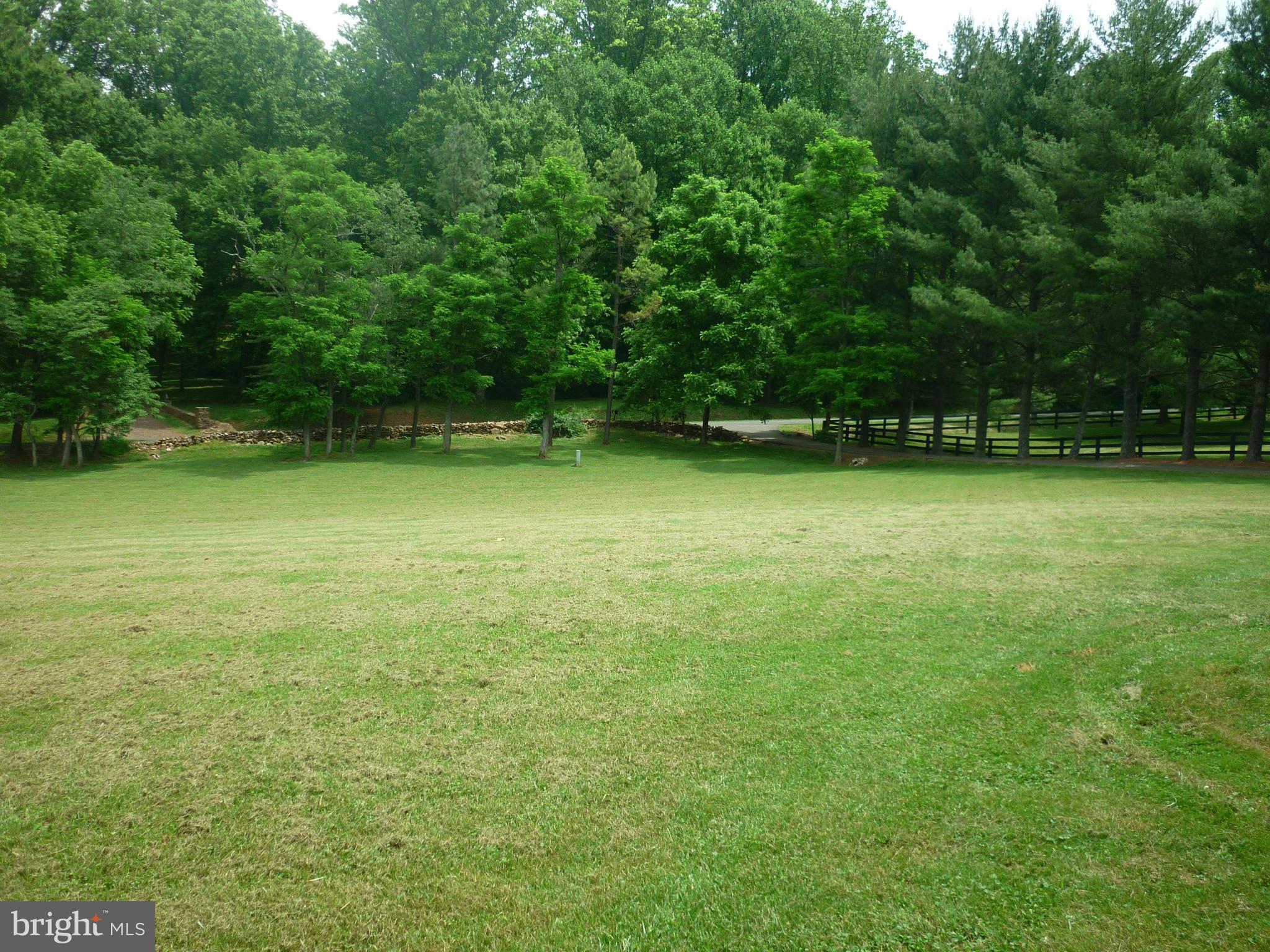 6455 Old Bust Head Road Broad Run, VA 20137 - Photo 25 of 30 Exterior (Rear)