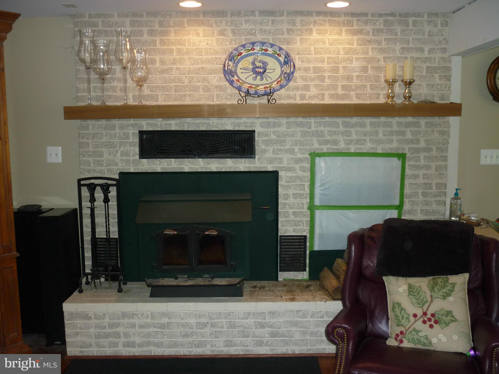 6455 Old Bust Head Road Broad Run, VA 20137 - Photo 10 of 30 Family Room