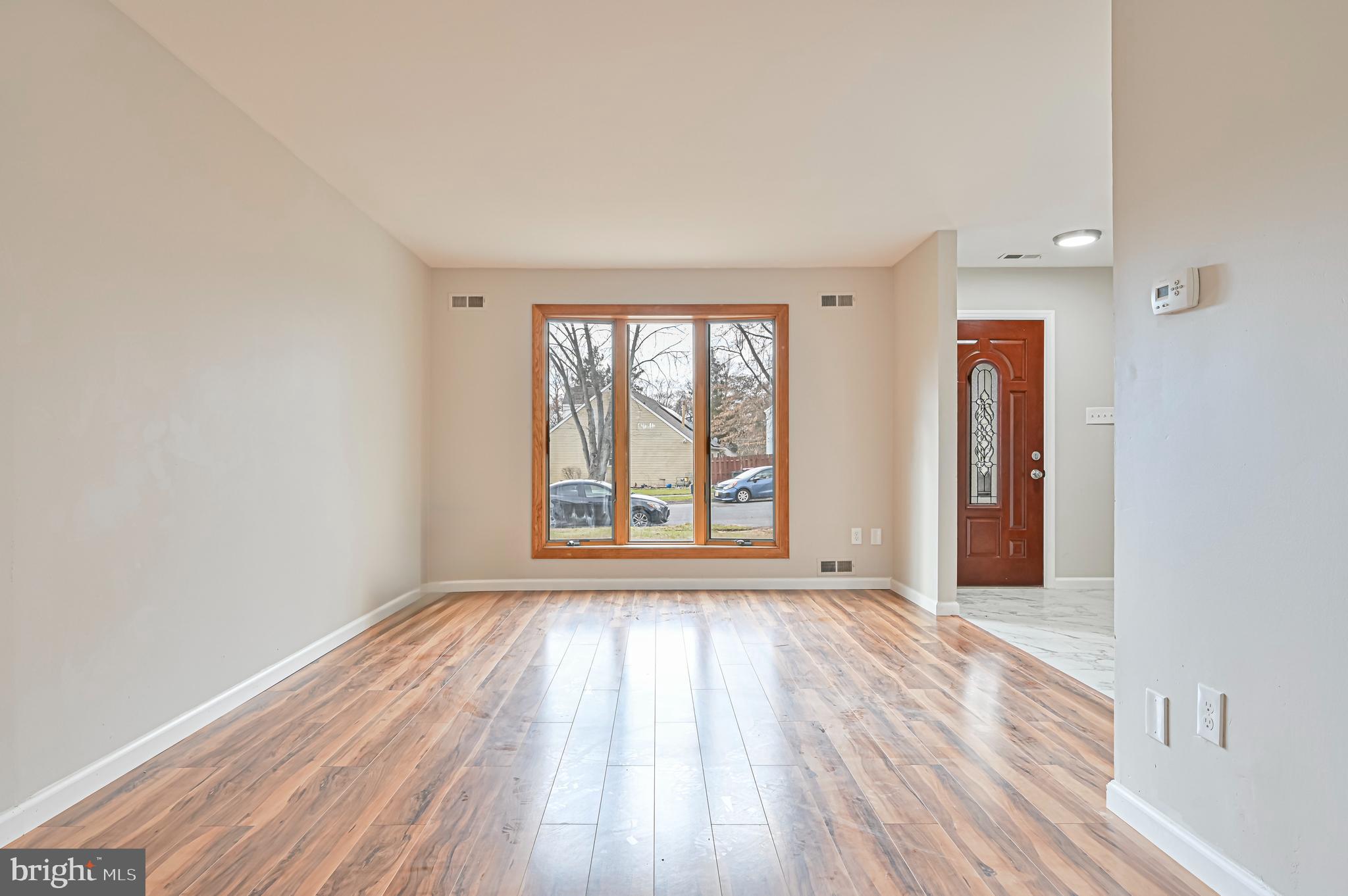 26 Dickenson Drive Sicklerville, NJ 08081 - Photo 13 of 37