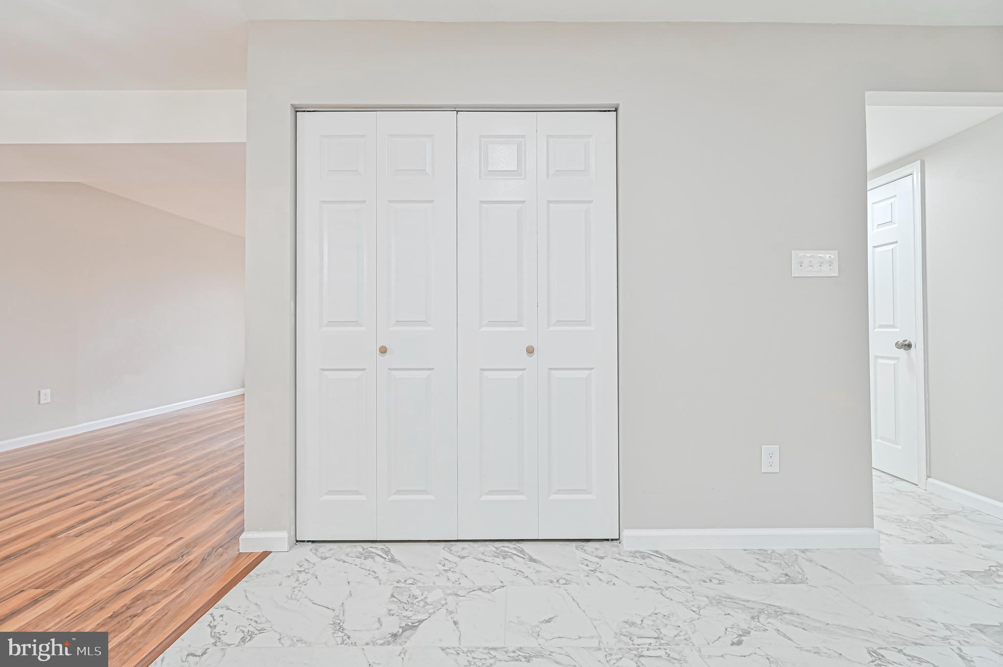 26 Dickenson Drive Sicklerville, NJ 08081 - Photo 15 of 37