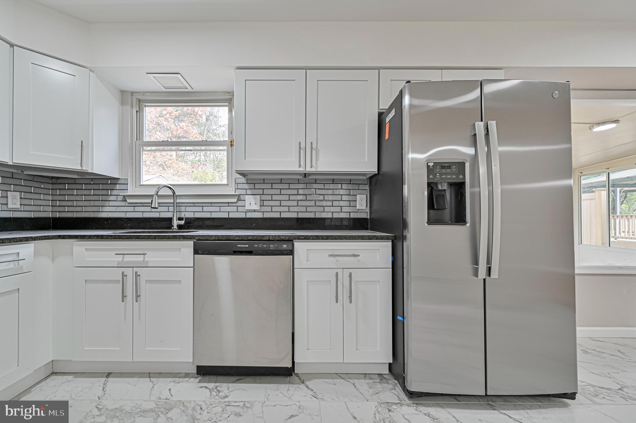 26 Dickenson Drive Sicklerville, NJ 08081 - Photo 20 of 37