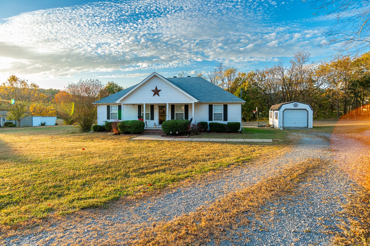 20 Volunteer Road Petersburg, TN 37144 - Photo 2 of 27 Gallery Image 2