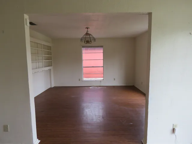 $153,000 | 136 Campbell Road, Winnie, TX 77665