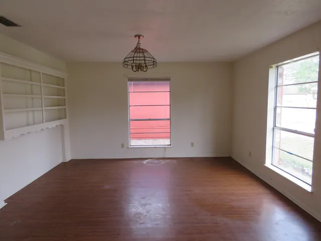 $153,000 | 136 Campbell Road, Winnie, TX 77665