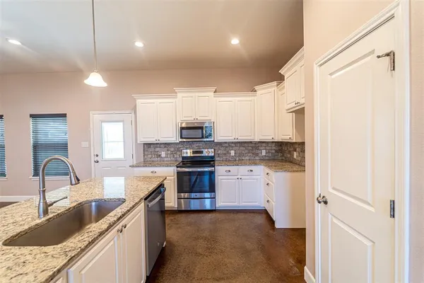 $357,700 | 357 Hog Eye Road, Abilene, TX 79602