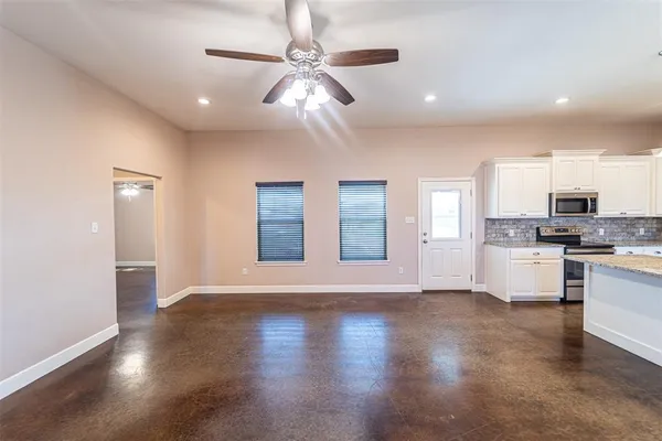 $357,700 | 357 Hog Eye Road, Abilene, TX 79602