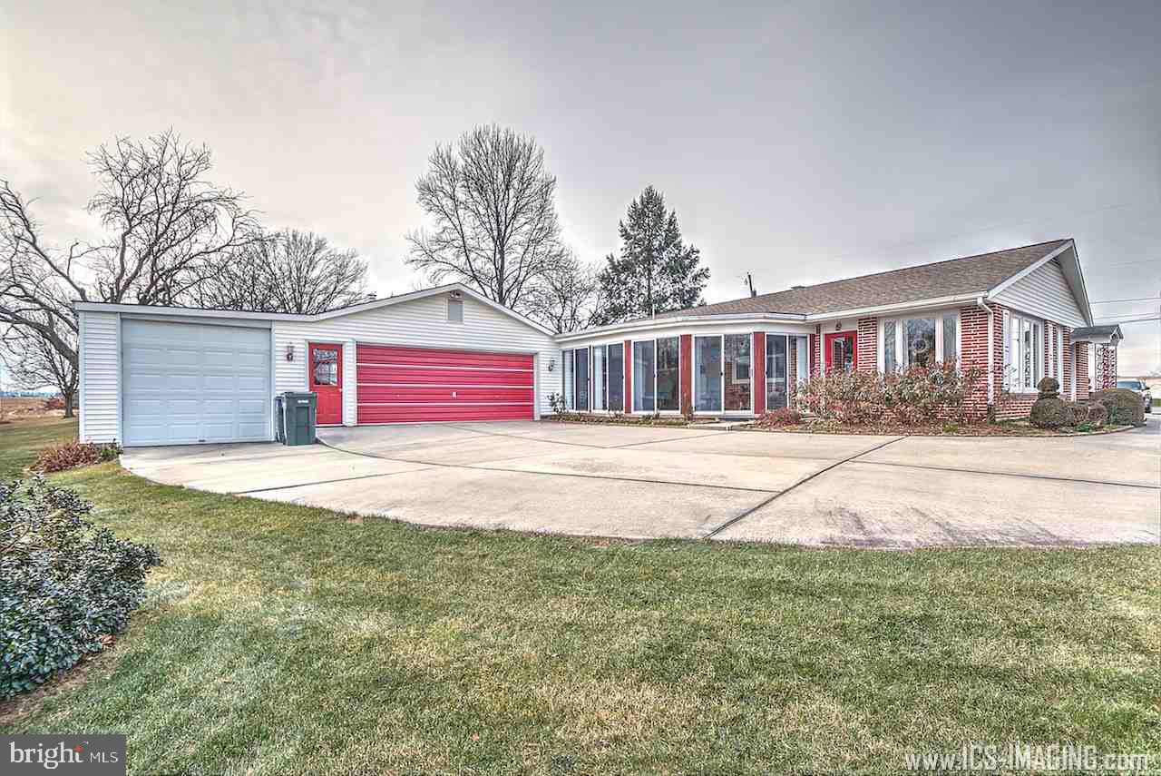 1730 Walnut Bottom Road Carlisle, PA 17015 - Photo 3 of 24 Gallery Image 3