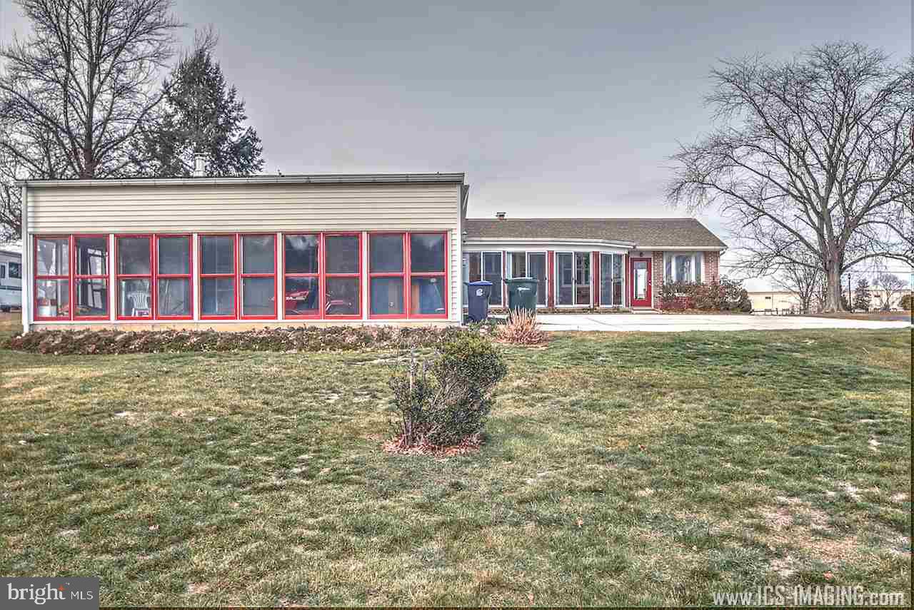 1730 Walnut Bottom Road Carlisle, PA 17015 - Photo 4 of 24 Gallery Image 4