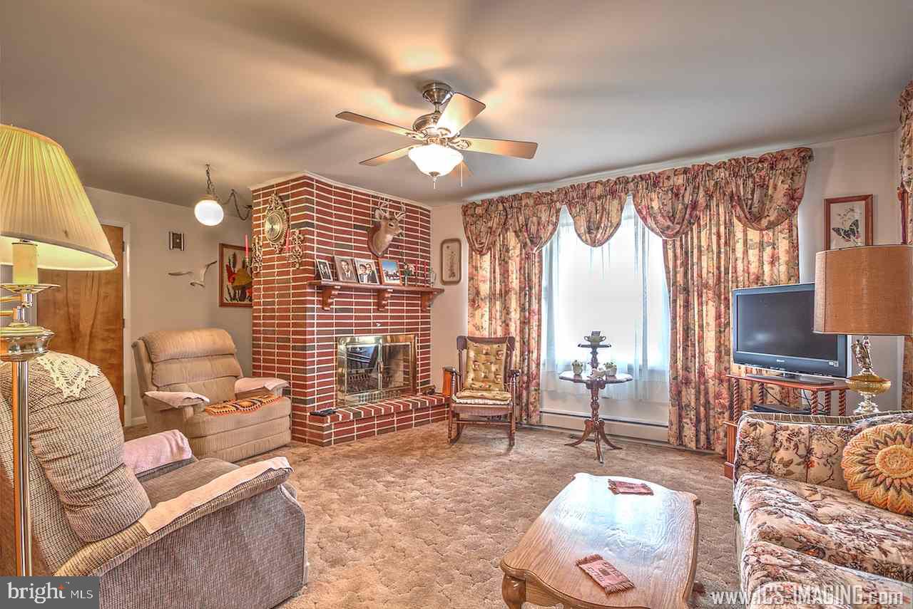 1730 Walnut Bottom Road Carlisle, PA 17015 - Photo 7 of 24 Gallery Image 7