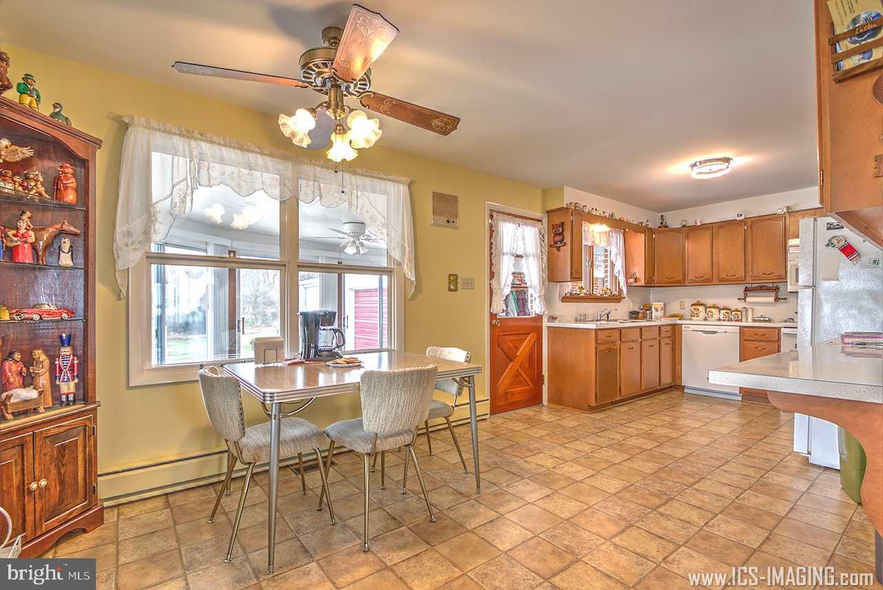 1730 Walnut Bottom Road Carlisle, PA 17015 - Photo 9 of 24 Gallery Image 9
