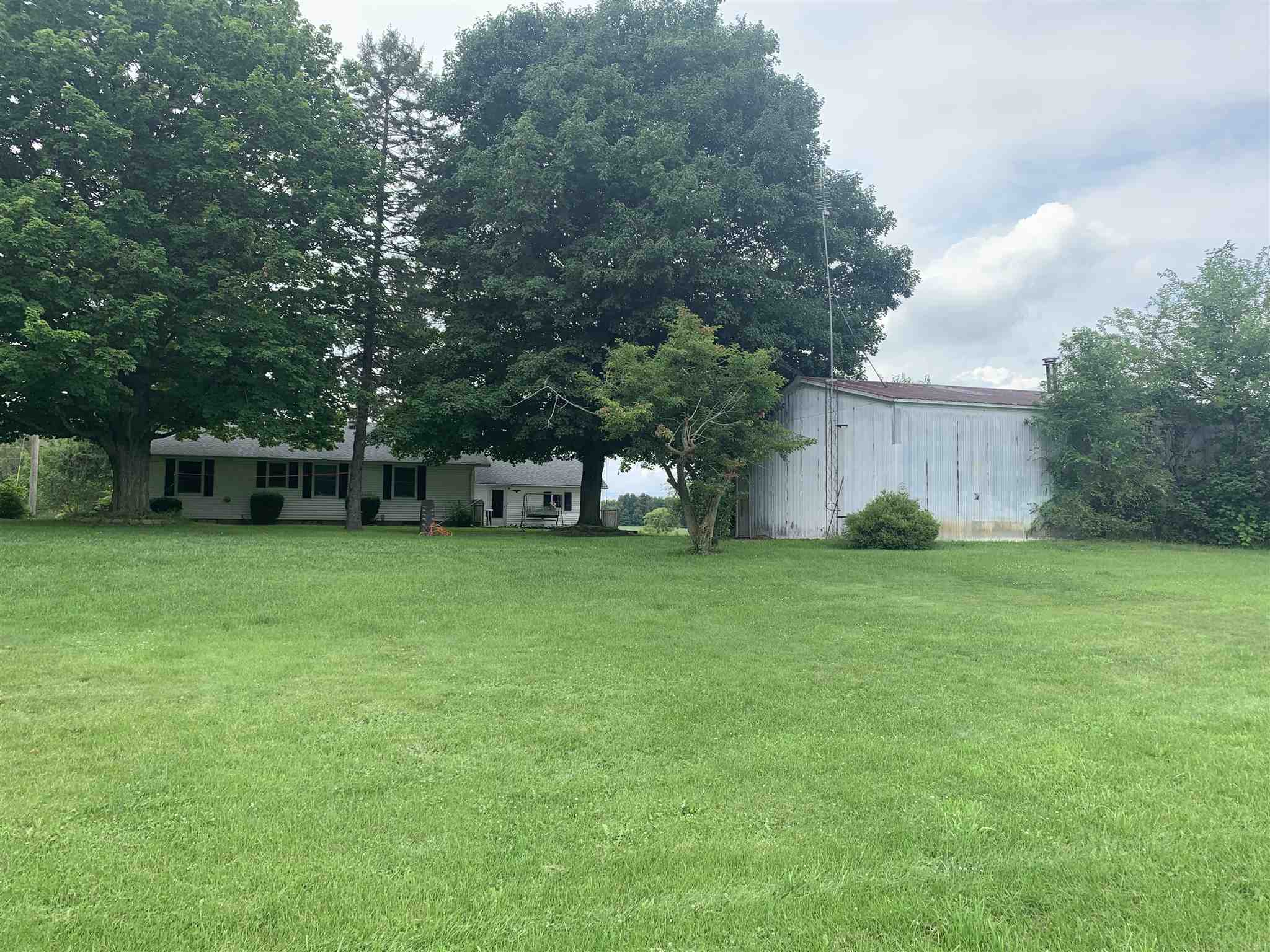 4020 East Peachy Road Fremont, IN 46737 - Photo 3 of 32