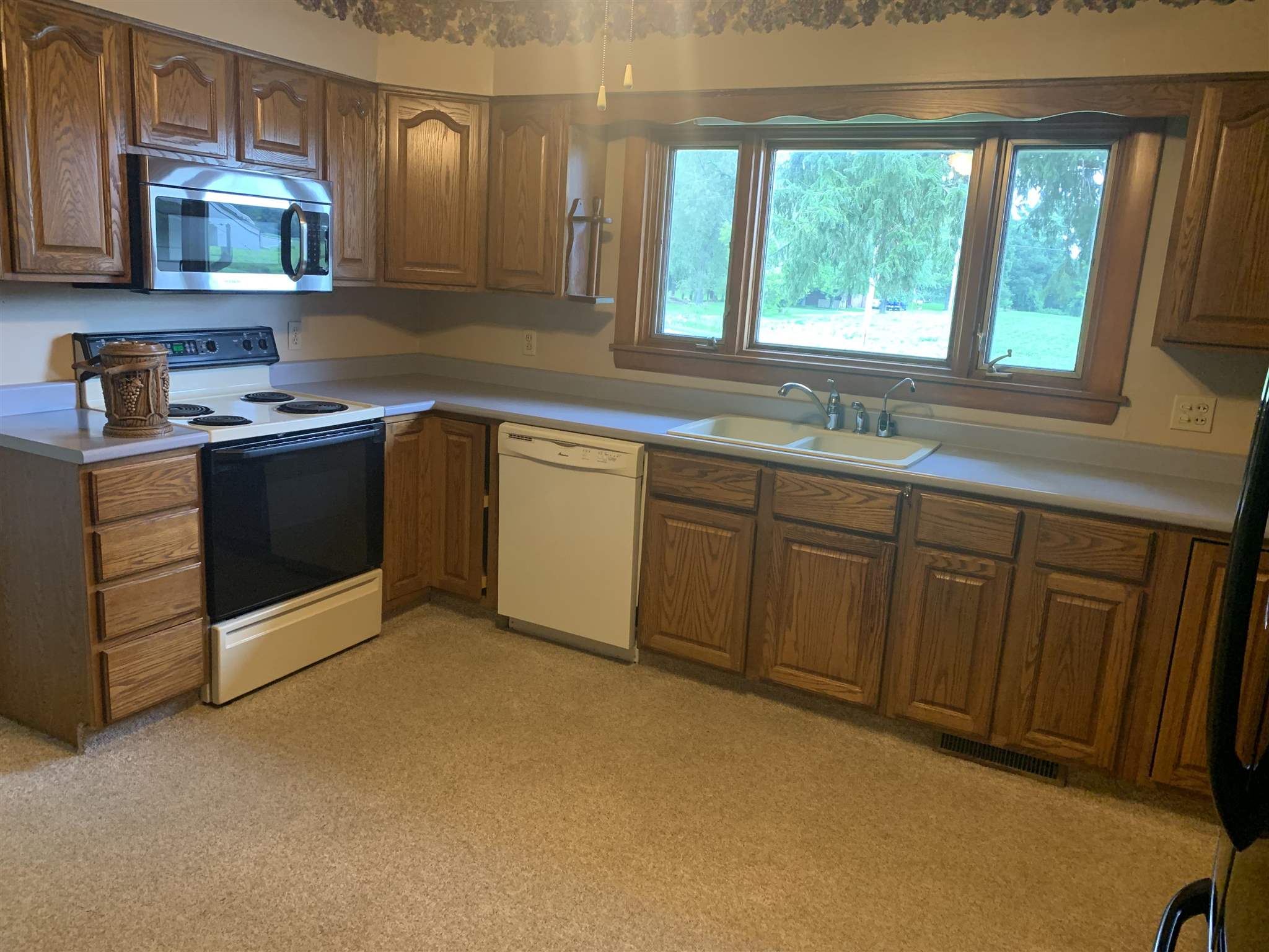 4020 East Peachy Road Fremont, IN 46737 - Photo 9 of 32