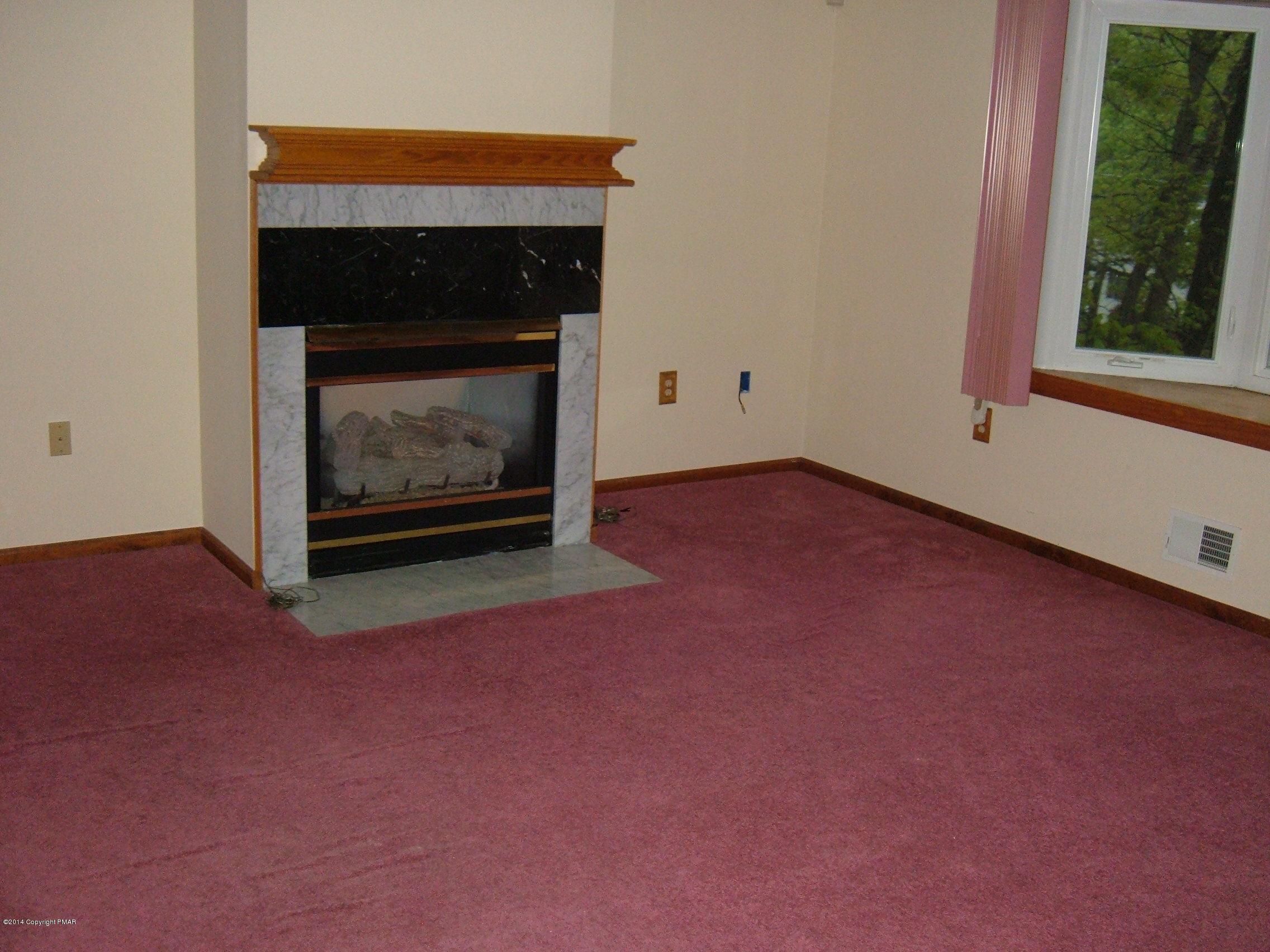 123 Murphy Circle Bushkill, PA 18324 - Photo 16 of 23 DSCF6896