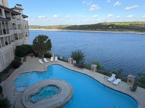 $1,950 | 3404 American Drive, Unit 3202, Lago Vista, TX 78645