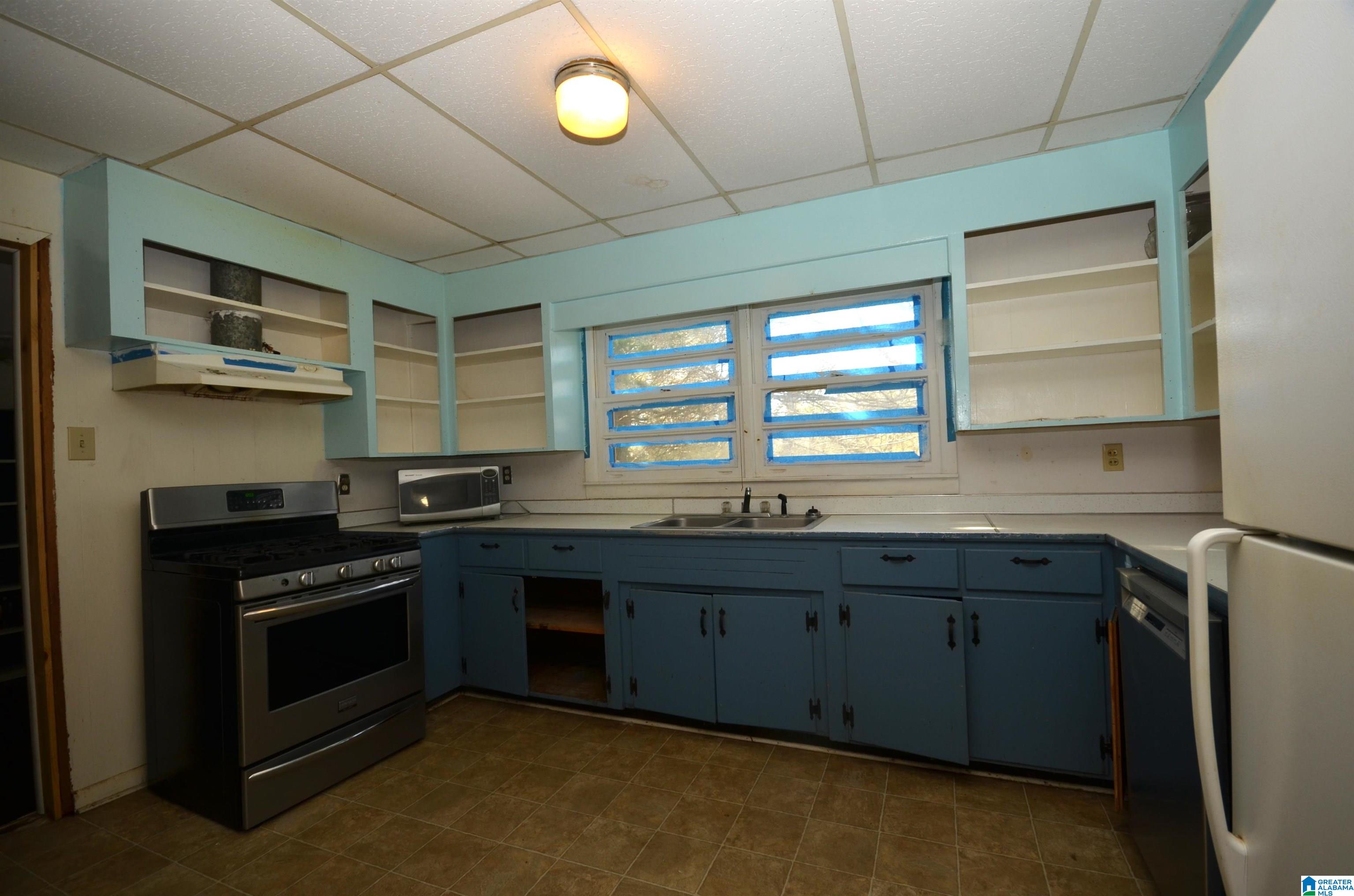1291 Rb Shadrix Road Hayden, AL 35079 - Photo 5 of 22