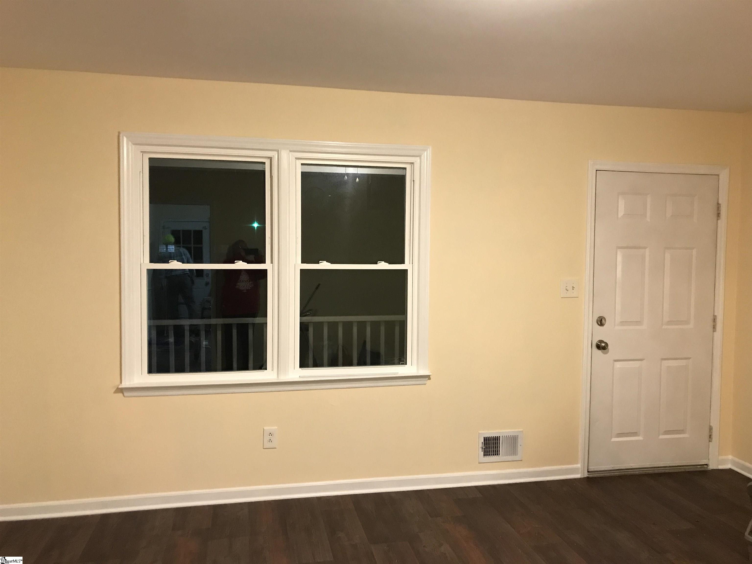 126-128 McBeth Road Cowpens, SC 29330 - Photo 4 of 20