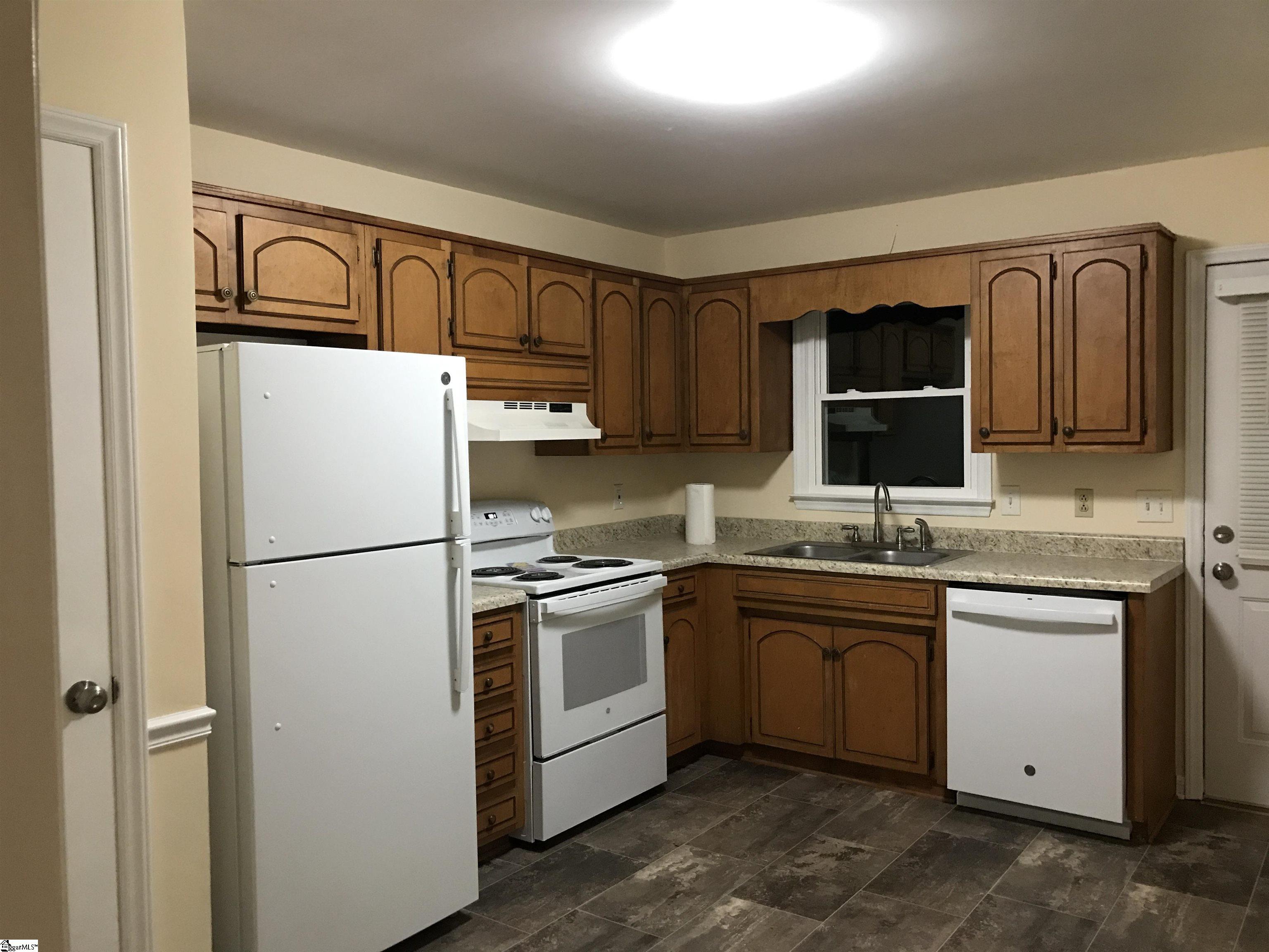 126-128 McBeth Road Cowpens, SC 29330 - Photo 5 of 20