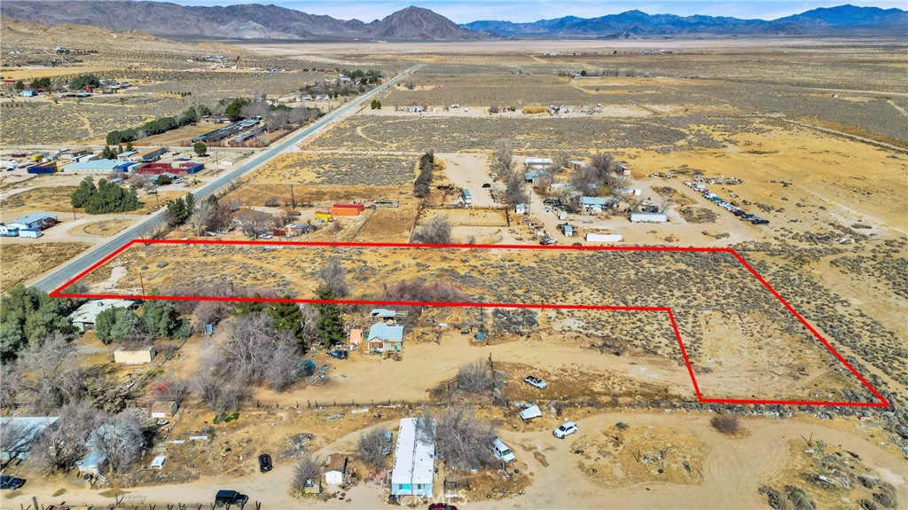 0 Kendall Road Lucerne Valley, CA 92356 - Photo 14 of 21 a view of an ocean and a mountain