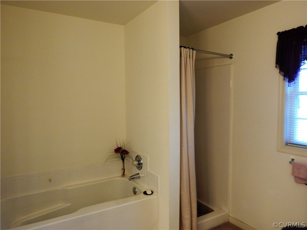 14801 Harrowgate Road Chester, VA 23831 - Photo 22 of 36 Gallery Image 22