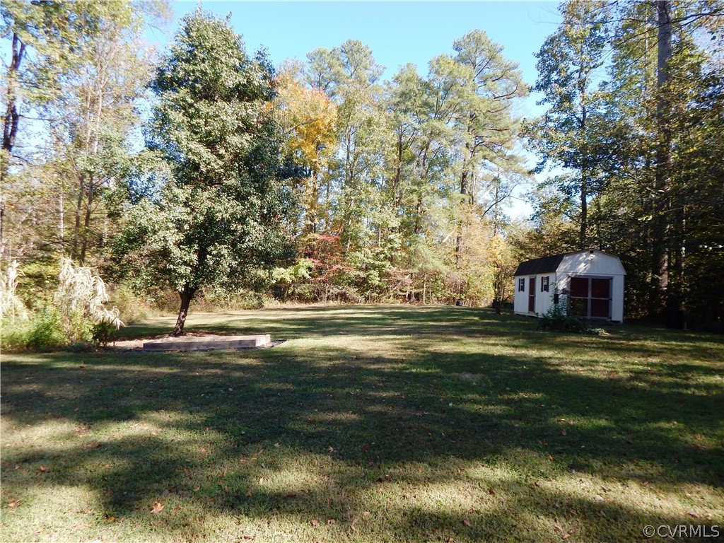 14801 Harrowgate Road Chester, VA 23831 - Photo 34 of 36 Gallery Image 34