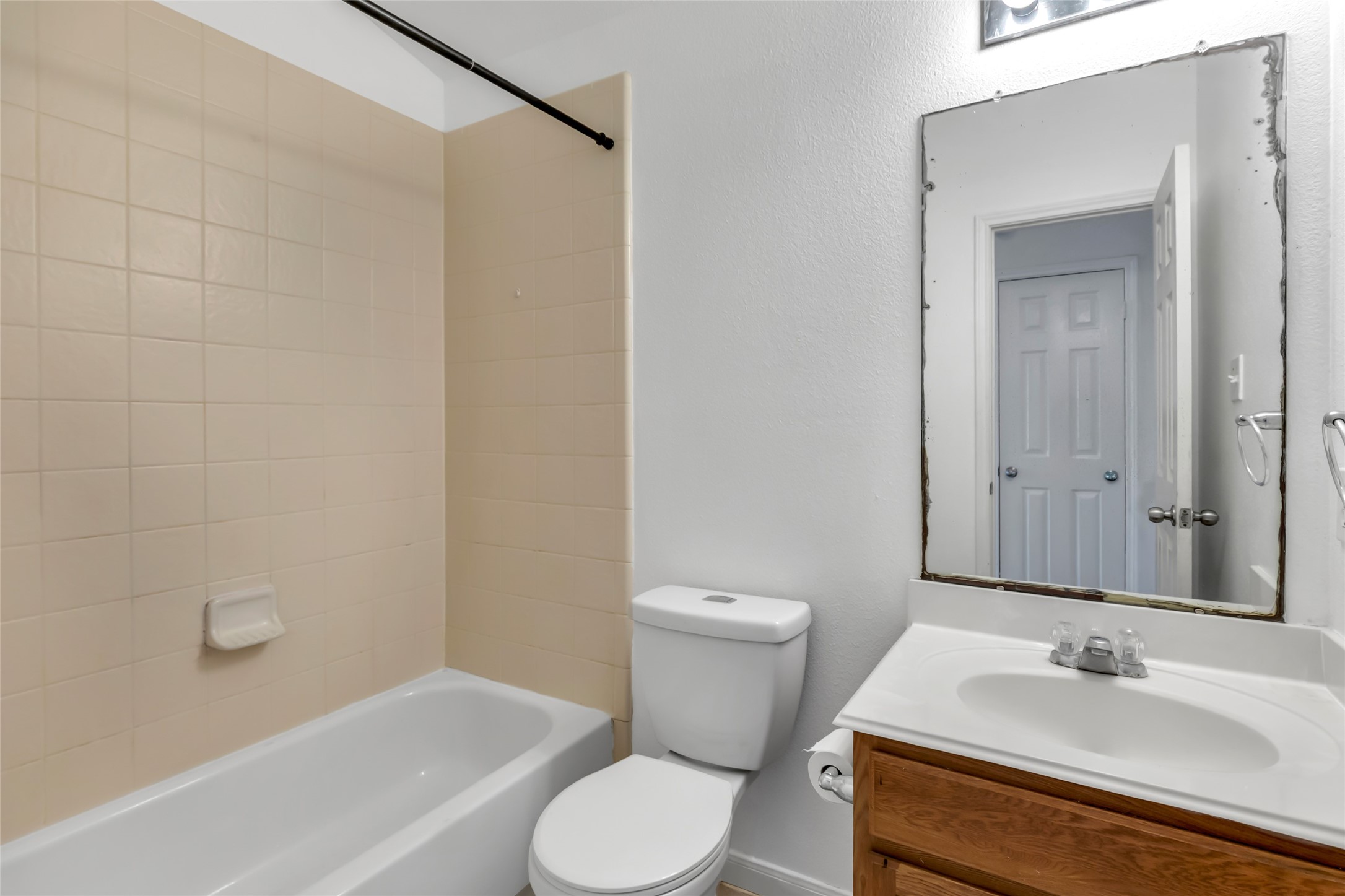 15835 Flagstone Walk Way Houston, TX 77049 - Photo 15 of 28 upstairs bathroom 1