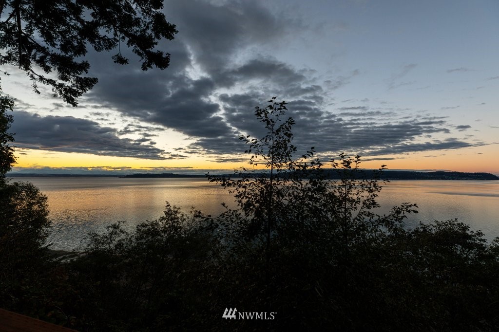 1640 Polnell Road Oak Harbor, WA 98277 - Photo 1 of 38 Gallery Image 1
