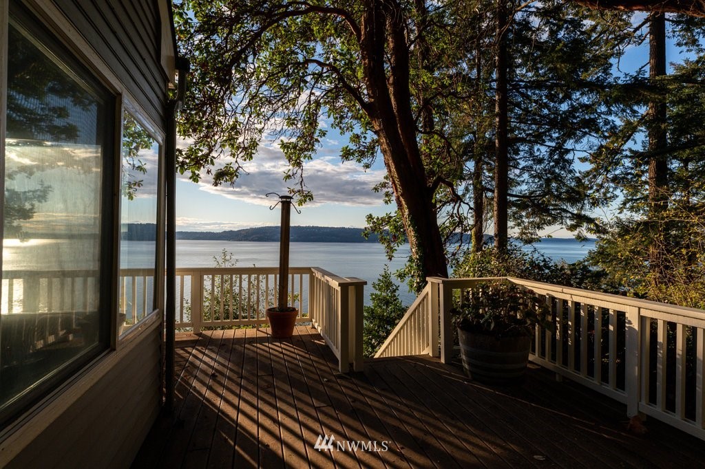 1640 Polnell Road Oak Harbor, WA 98277 - Photo 12 of 38 Gallery Image 12