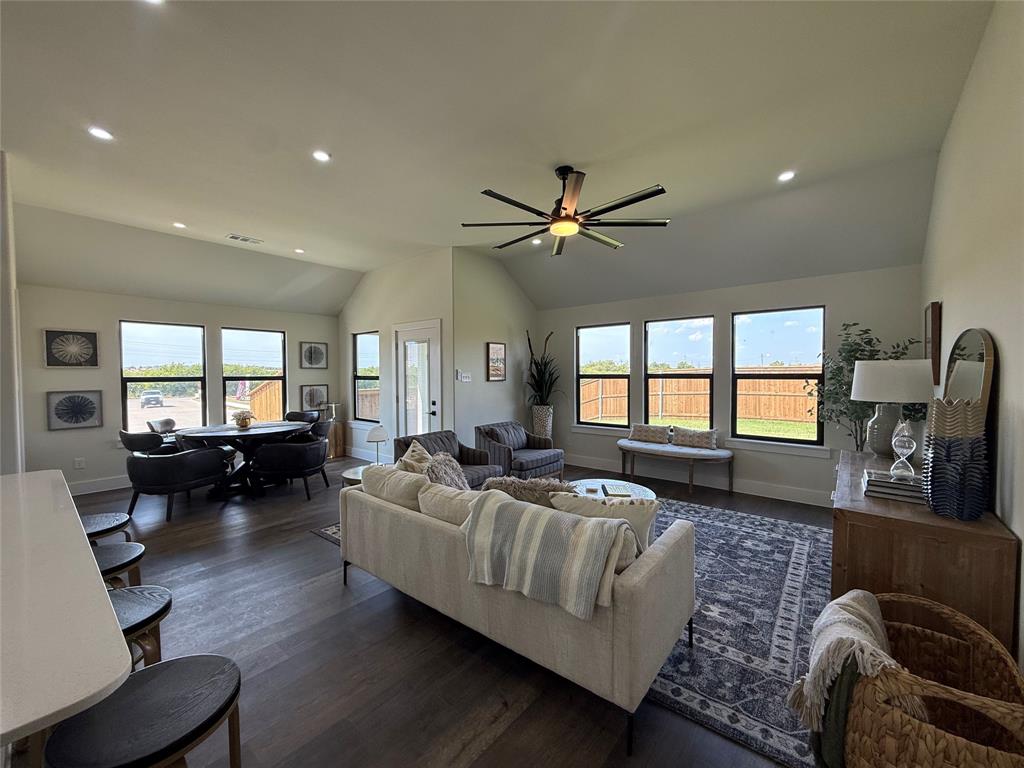 201 Reliance Road Godley, TX 76044 - Photo 5 of 29 Gallery Image 5