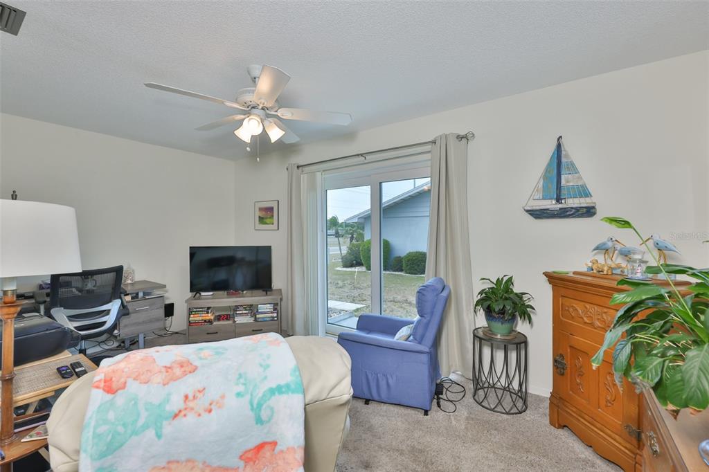 700 Rutgers Place Sun City Center, FL 33573 - Photo 11 of 43
