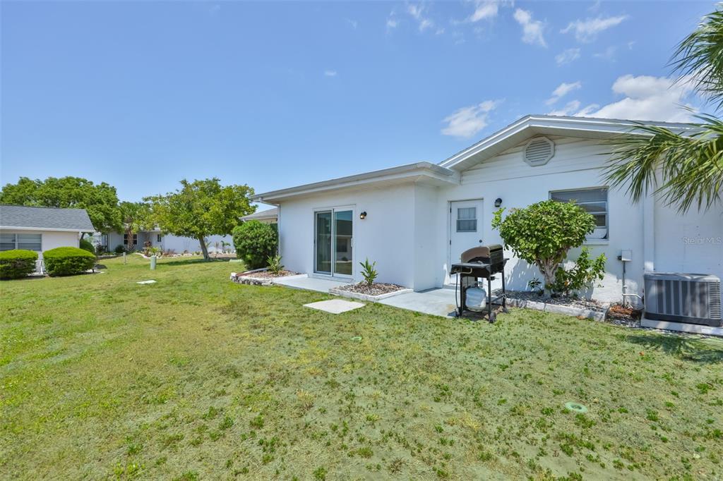 700 Rutgers Place Sun City Center, FL 33573 - Photo 23 of 43