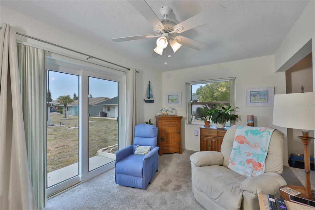 700 Rutgers Place Sun City Center, FL 33573 - Photo 10 of 43
