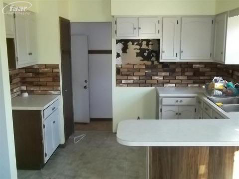 16521 Linden Road Fenton, MI 48430 - Photo 3 of 9 20181603-2.JPG