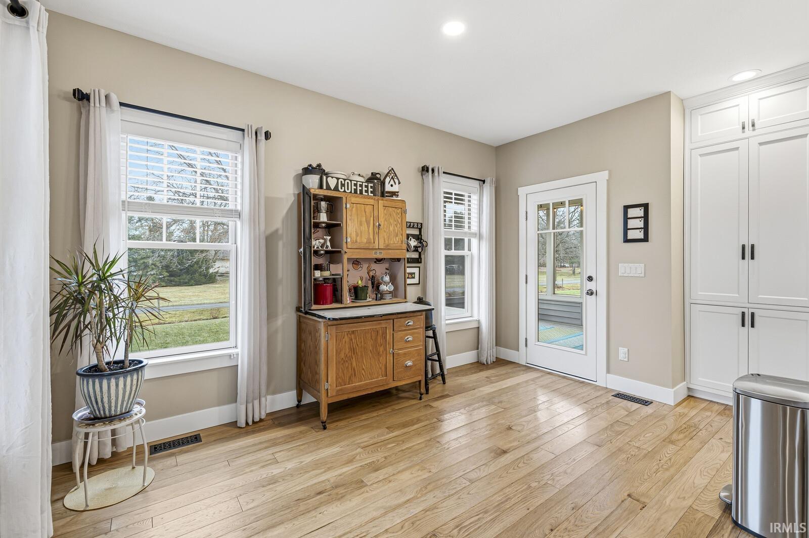 2257 Prairie Lane Nappanee, IN 46550 - Photo 12 of 32