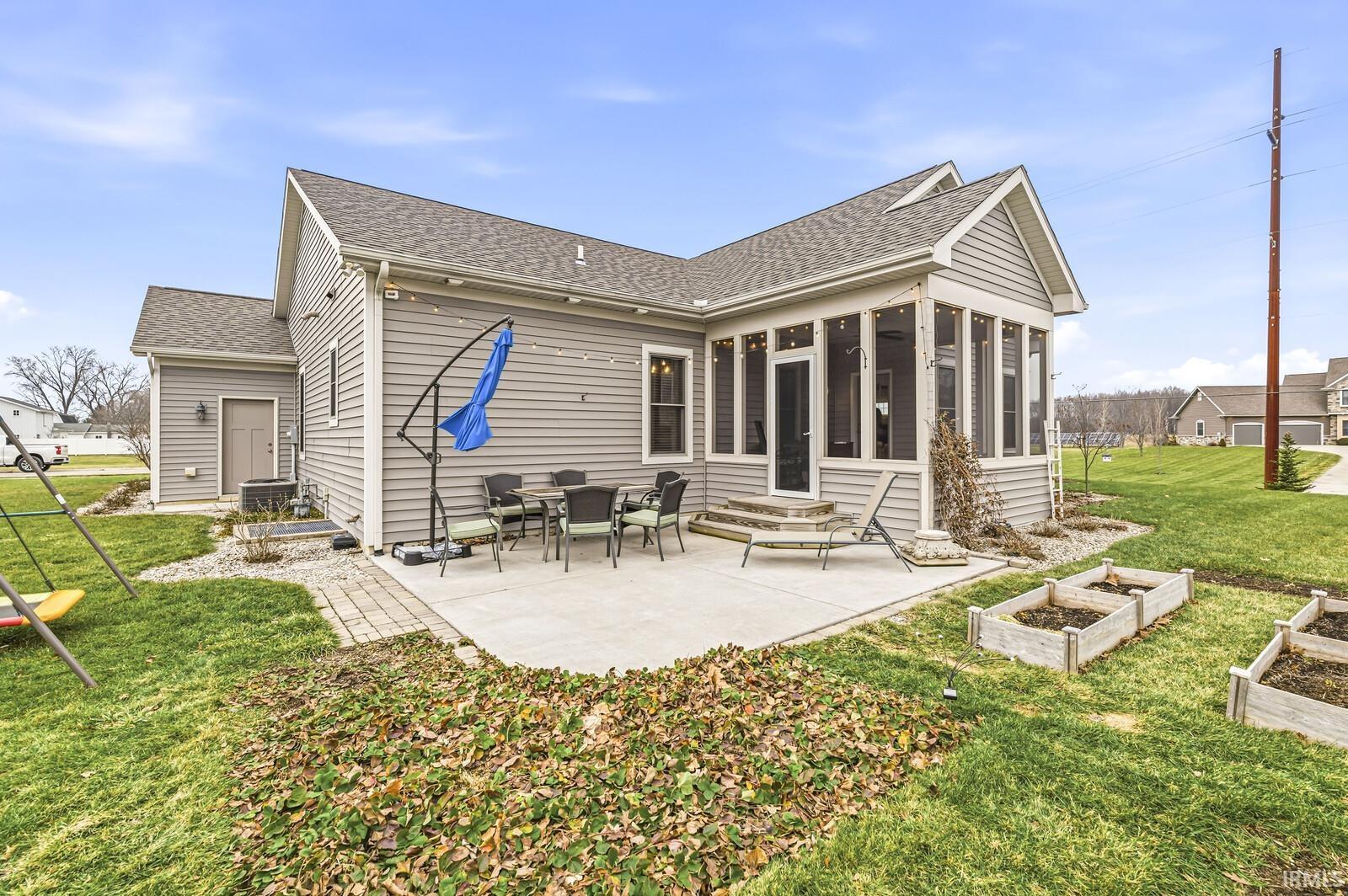 2257 Prairie Lane Nappanee, IN 46550 - Photo 30 of 32