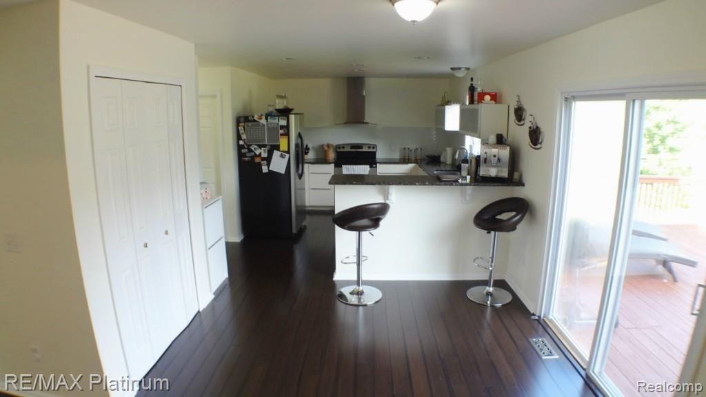 7626 Chilson Road Pinckney, MI 48169 - Photo 8 of 34 9.JPG