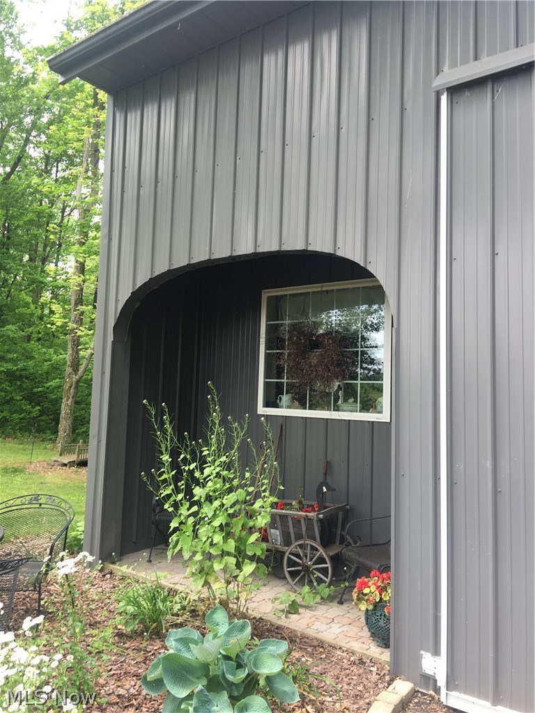 9292 Trail Bottom Road Northwest Dundee, OH 44624 - Photo 6 of 34 Gallery Image 6