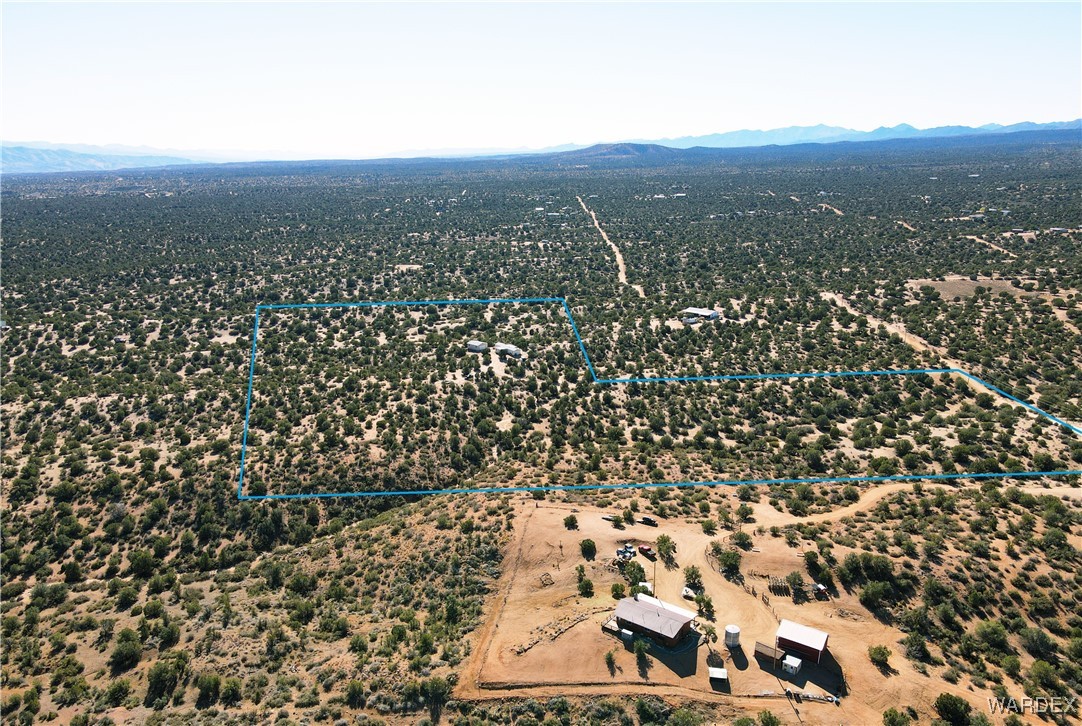 2336 South Rease Road Kingman, AZ 86401 - Photo 29 of 41 Bird's eye view featuring a mountain view