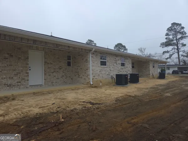 $1,250 | 401 East 7th Street, Vidalia, GA 30474