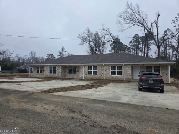 $1,250 | 401 East 7th Street, Vidalia, GA 30474